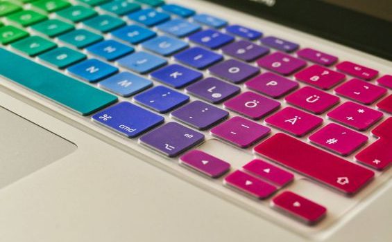 デジタルサイネージが切り拓く公共空間の情報発信と未来サービスへの進化