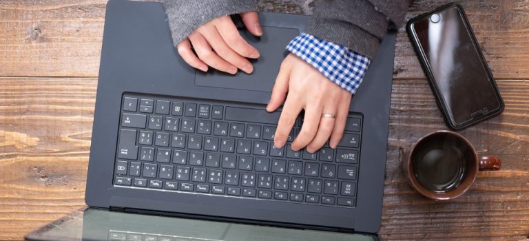 進化する情報発信と広告展開デジタルサイネージが切り拓く公共空間の未来 進化する情報発信と広告展開デジタルサイネージが切り拓く公共空間の未来